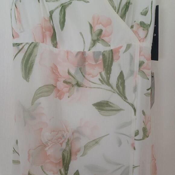 Lulus Romantic Possibilities Maxi Dress Floral Off-White S NWT - Picture 12 of 16